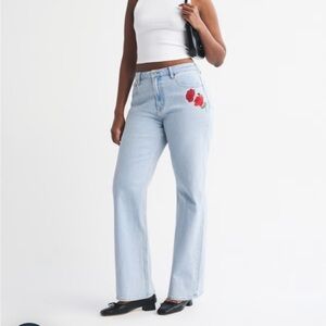 Abercrombie & Fitch High Rise 90’s Relaxed Rose Embroidery